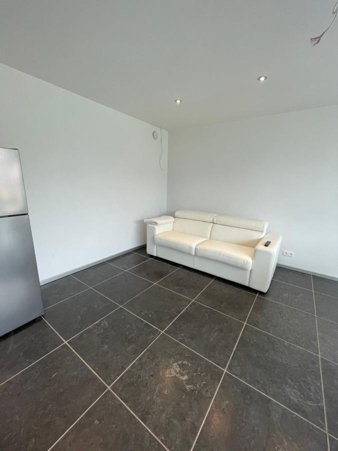 Nieuwbouw Appartement Op 450 Meter Van Het Strand. Bredene Exterior foto