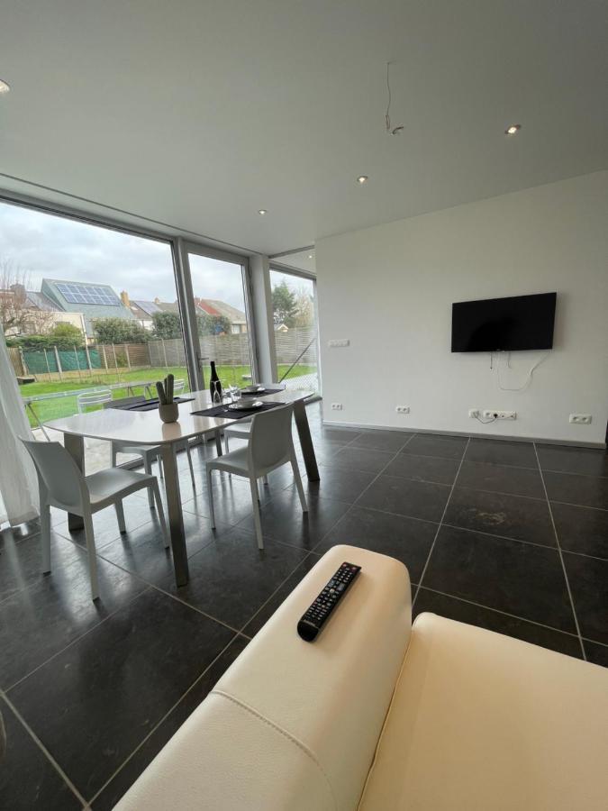 Nieuwbouw Appartement Op 450 Meter Van Het Strand. Bredene Exterior foto