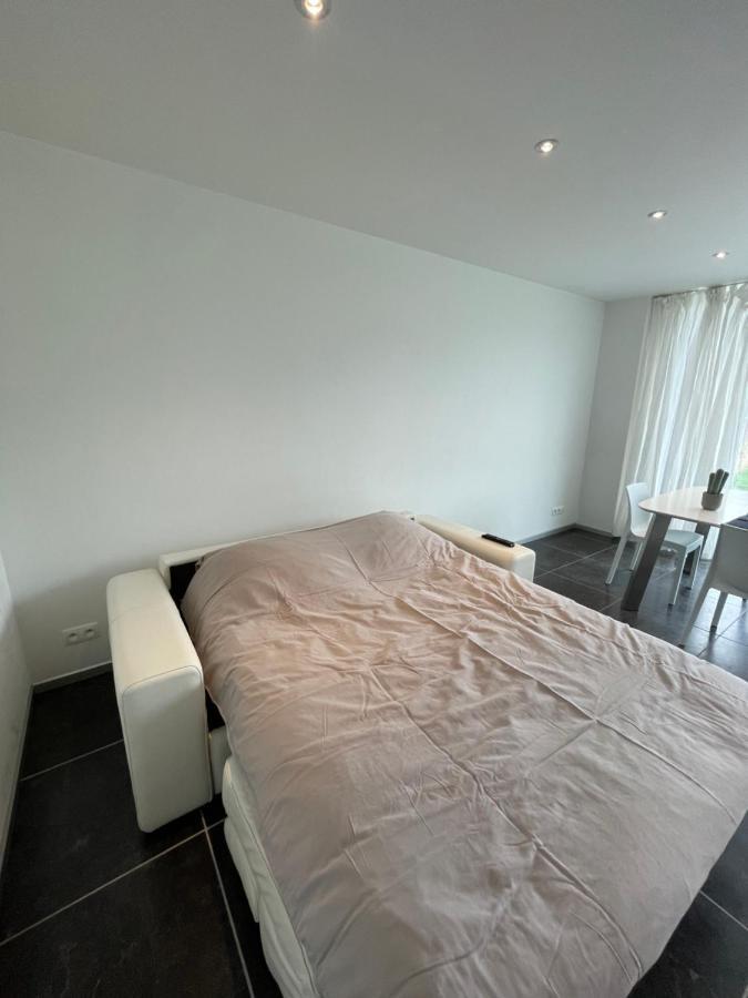 Nieuwbouw Appartement Op 450 Meter Van Het Strand. Bredene Exterior foto