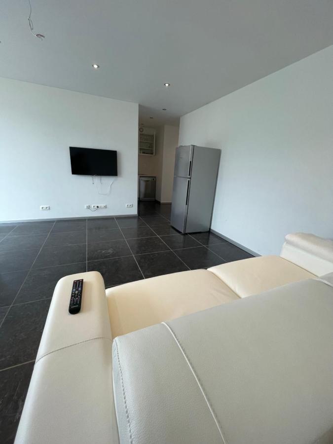 Nieuwbouw Appartement Op 450 Meter Van Het Strand. Bredene Exterior foto
